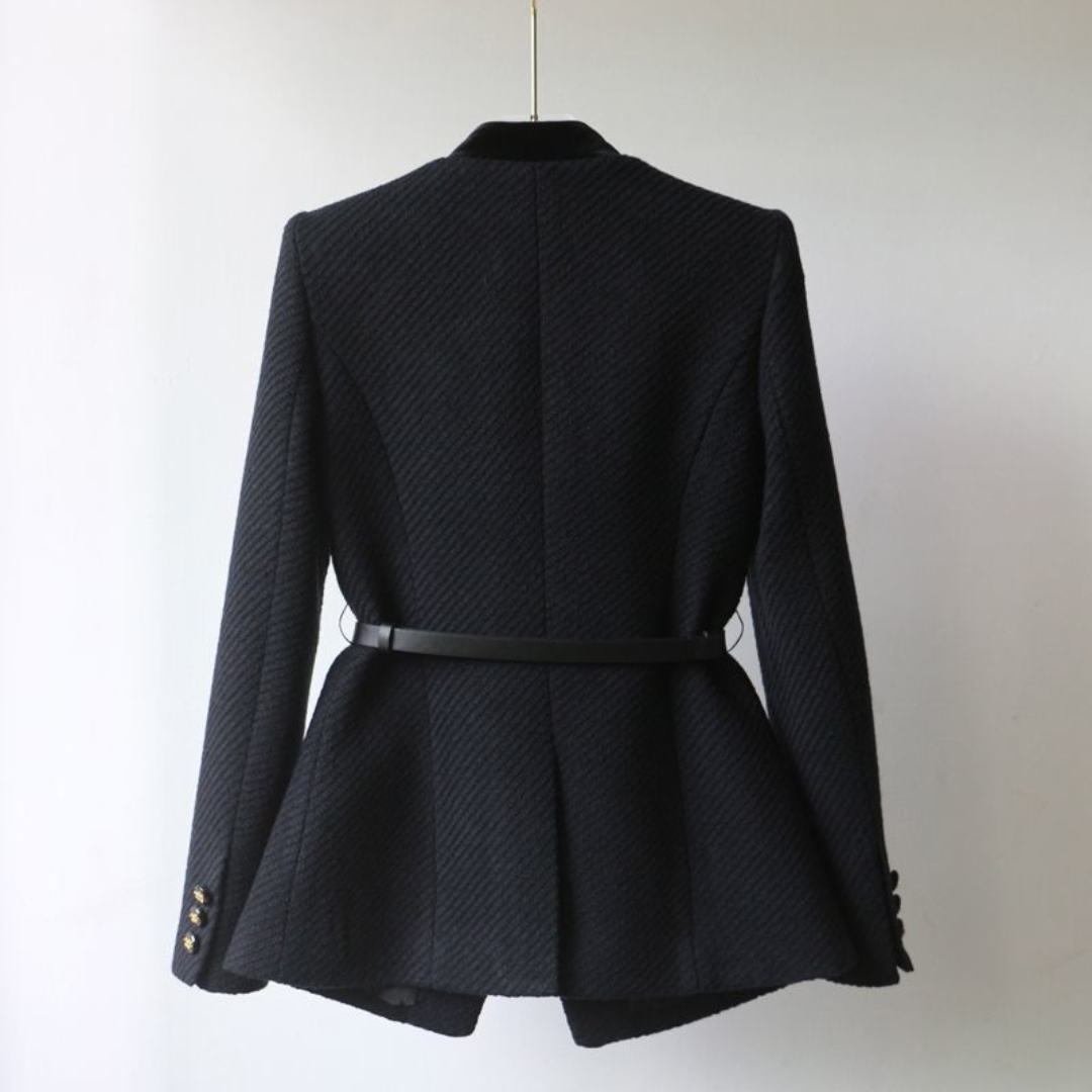 Regal Crest Coat Black Back